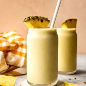 pineapple smoothie